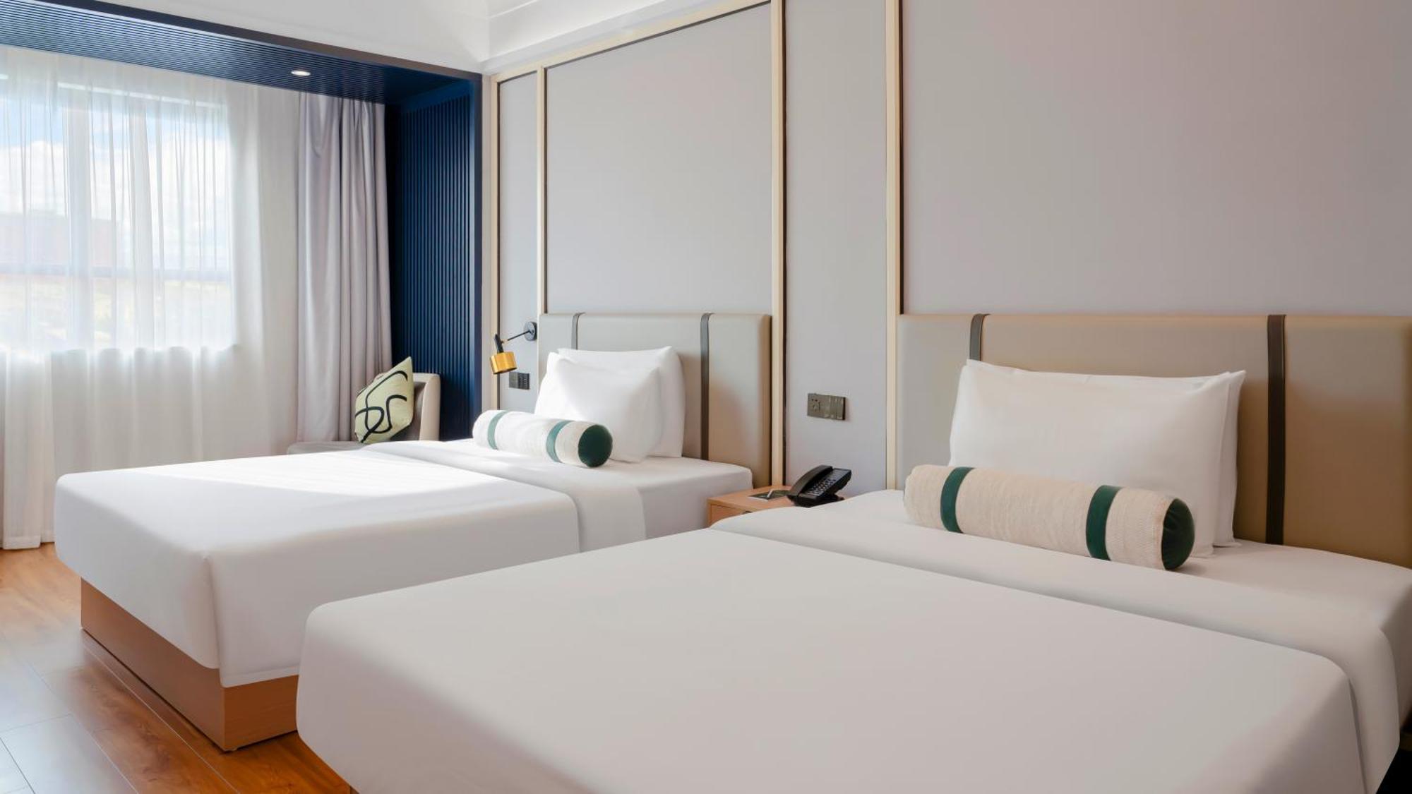 Hotel Maxx Phnom Penh Downtown By H World Exterior foto