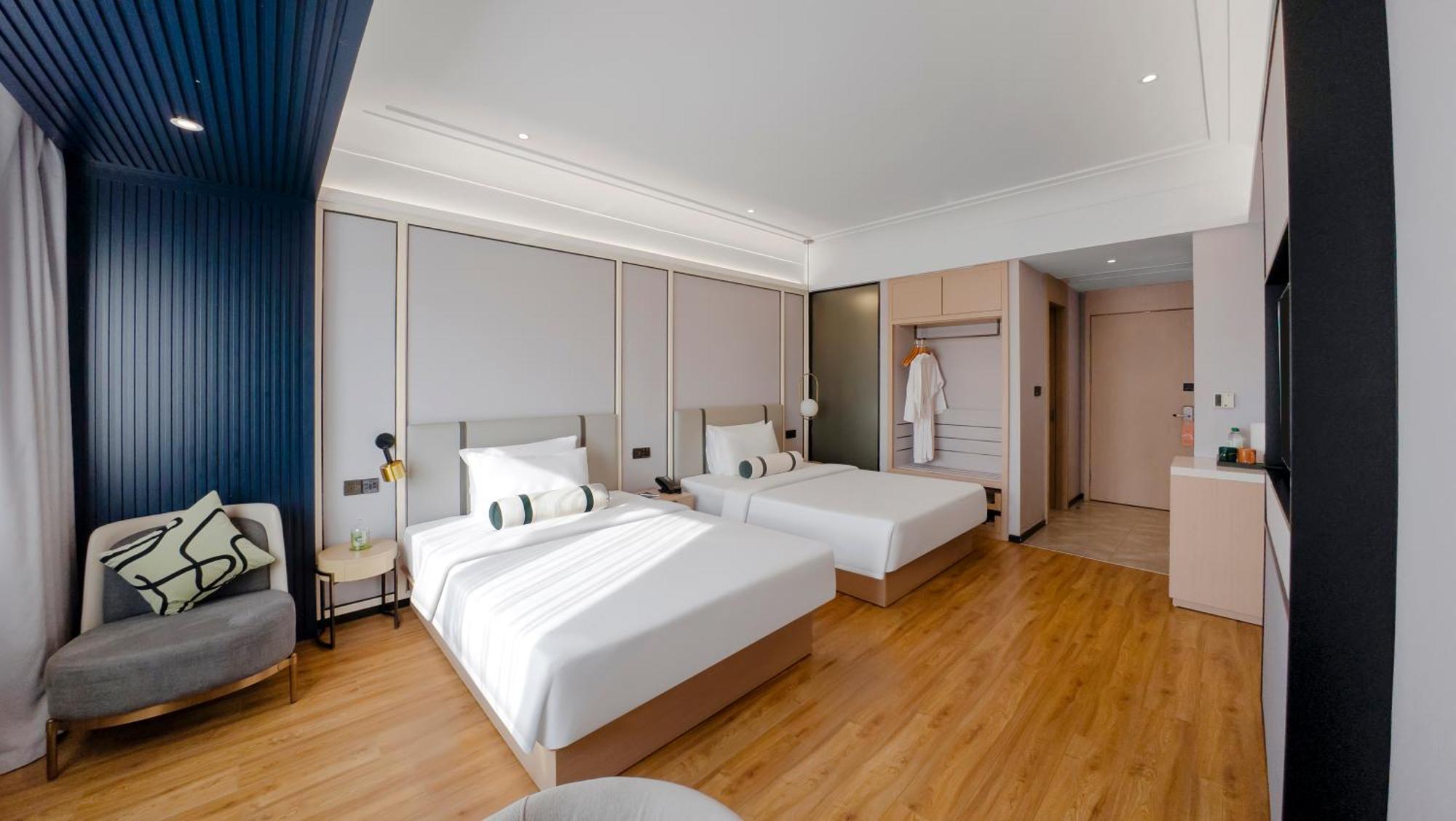 Hotel Maxx Phnom Penh Downtown By H World Exterior foto